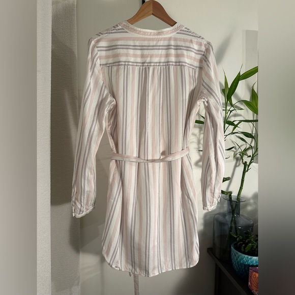 Camber & Grace Blouse - Picture 3 of 7